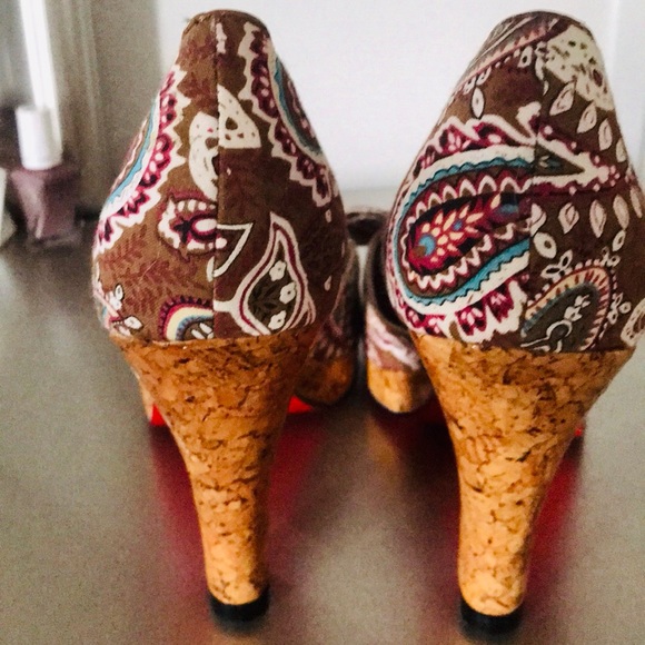 Kenneth Cole Unlisted Peep Toe Red Sole Heels sz10 - Picture 2 of 7